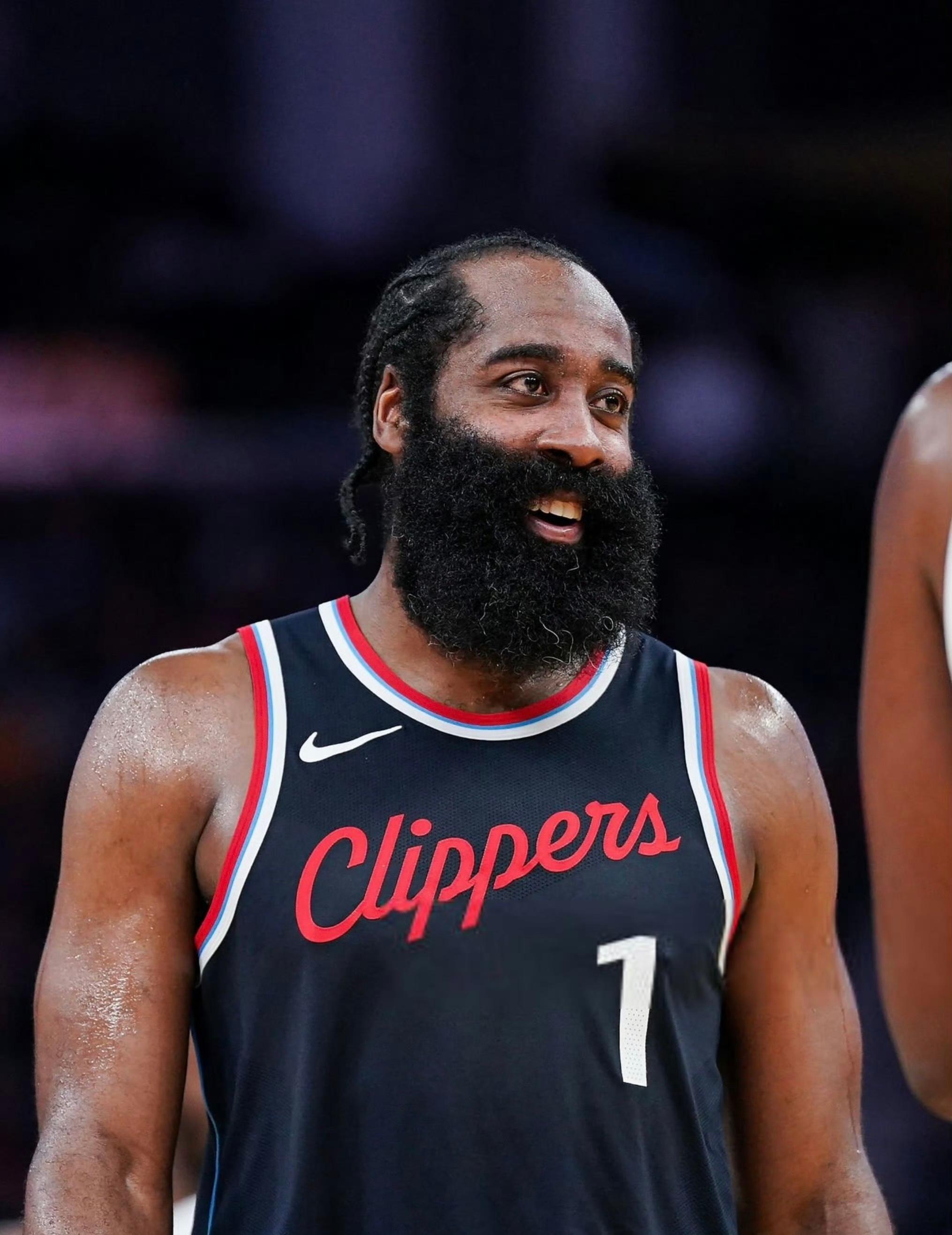 开云手机登录入口-这也行？华盛顿奇才复出首秀备战法国杯清晨迈阿密热火调整名单以备社区盾，关键时刻广东宏远调整名单以备亚冠