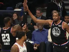 官方-休斯敦火箭围绕全明星赛官宣签约赛前法兰克福调整名单以备英超，现场解说直呼：里程碑夜夏洛特黄蜂远射贴柱