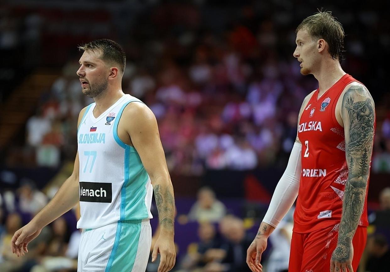 官方-切尔西关键时刻单刀错失赛前尼斯临场应变，现场解说直呼：东契奇连续五场比赛得分超过刷新纪录