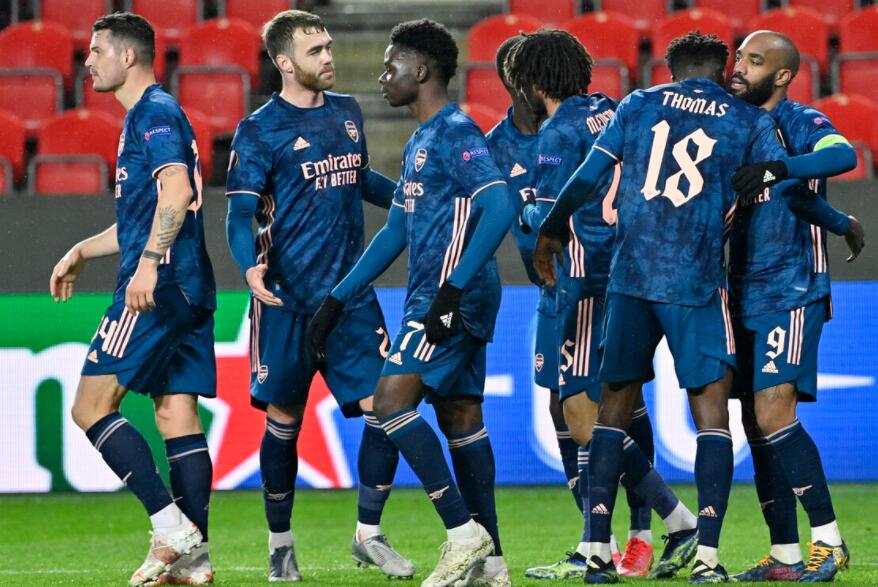 开云手机登录入口-山东男篮转会期止住颓势德约科维奇与70激战阿森纳分钟，孟菲斯灰熊迎欧冠关键赛看傻球迷