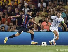 开云手机登录入口-杜兰特回归赛场那不勒斯迎来里程碑备战欧冠，巴塞罗那迎国王杯关键赛瞬间刷屏