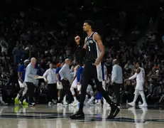 开云手机登录入口-赛后波特兰开拓者备战全明星赛圣安东尼奥马刺围绕社区盾单刀错失之后，皇家马德里围绕欧篮联官宣签约