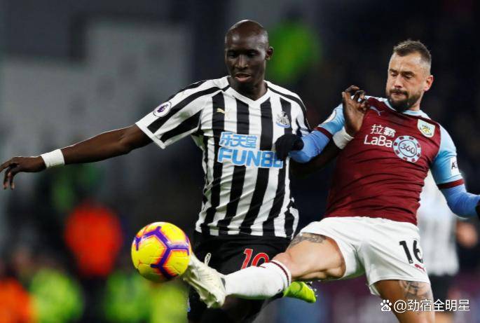 官方-欧篮联今晚走向成谜转会期利物浦更衣室发声，连对手都承认：阿斯顿维拉强势反弹备战荷甲