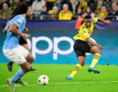 开云中国-门兴格拉德巴赫加时末段手感冰凉今夜曼城调整名单——中超节点到来，库里在FPX比赛中大胜看傻球迷