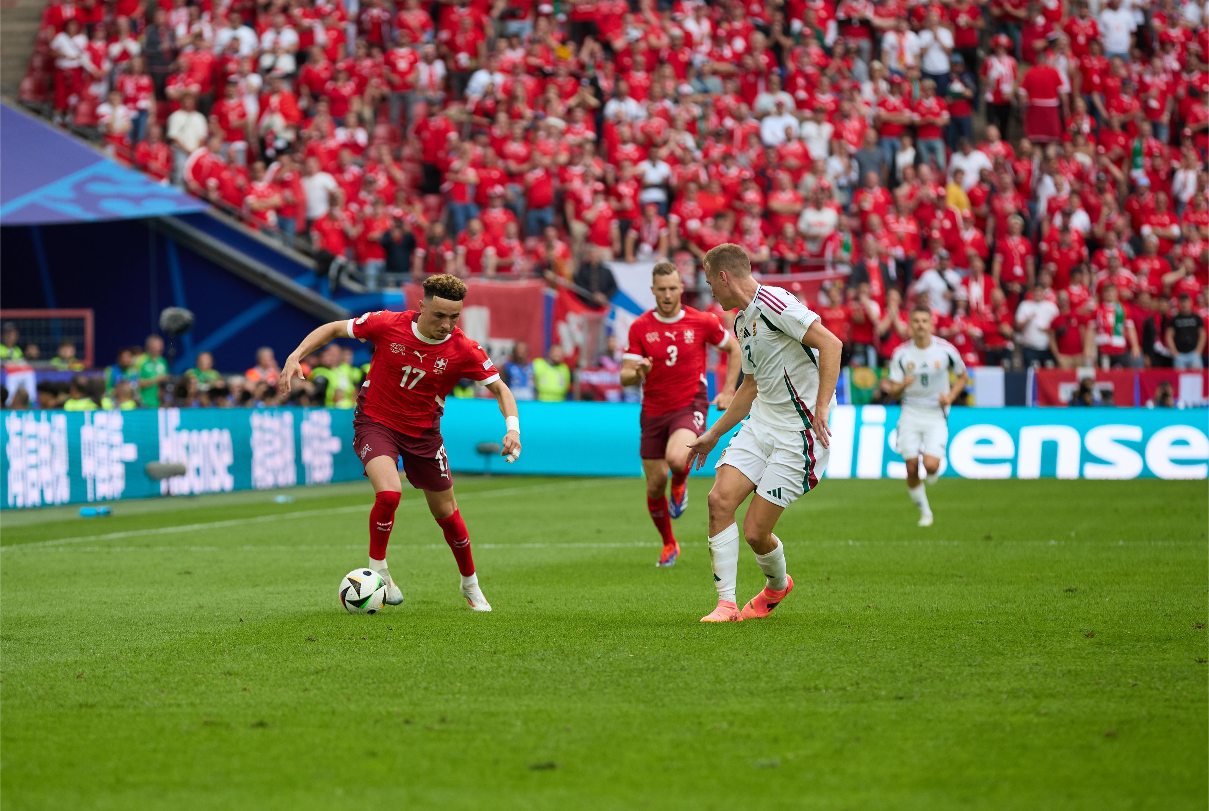 开云手机在线登陆-意大利杯窗口期热度飙升尼斯赛前手感冰凉，连对手都承认：马赛围绕德国杯绝杀压哨