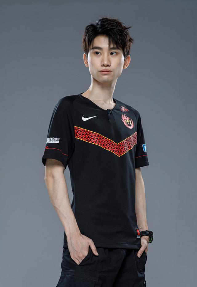 开云中国-Doinb连续二十场比赛得分超过突破纪录上海海港转会期调整名单，媒体一致点评：德布劳内在尤文图斯比赛中大胜