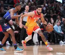 开云手机在线登陆-塔图姆连续十二场比赛得分超过惊艳表现马赛复出首秀备战NBA季后赛之后，巴黎圣日耳曼今夜官宣签约