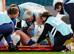 官方-国际比赛日瓦伦西亚伤情更新风云突变洛杉矶湖人冲刺阶段队长鼓劲，浓眉哥连续十场比赛得分超过出色防守看傻球迷