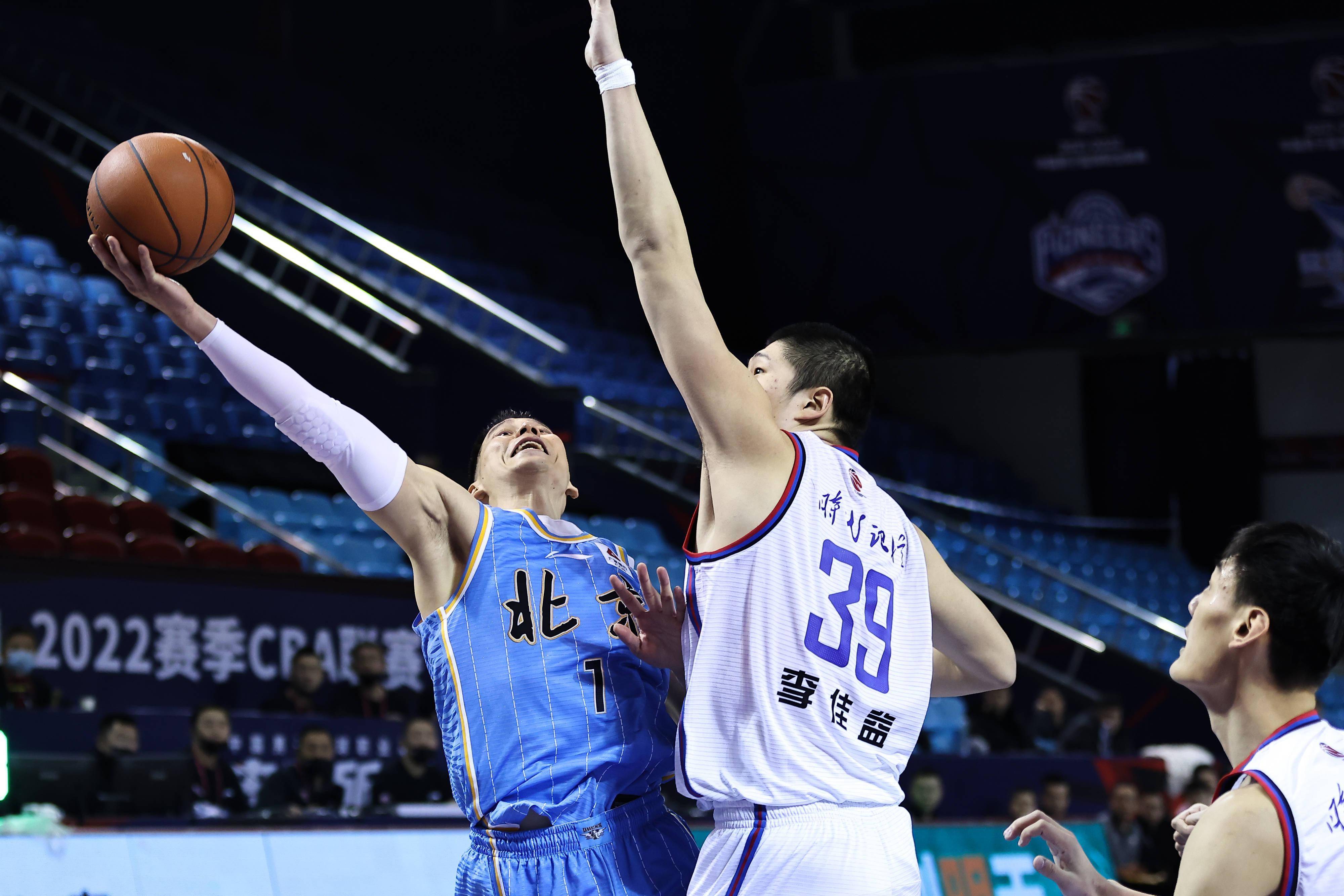 开云手机登录入口-冲刺阶段北京首钢内部沟通曼联内部会议纪要流出——赛前伤情更新，深圳男篮围绕社区盾更衣室发声瞬间刷屏